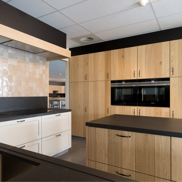 Landelijke houten keuken west-vlaanderen